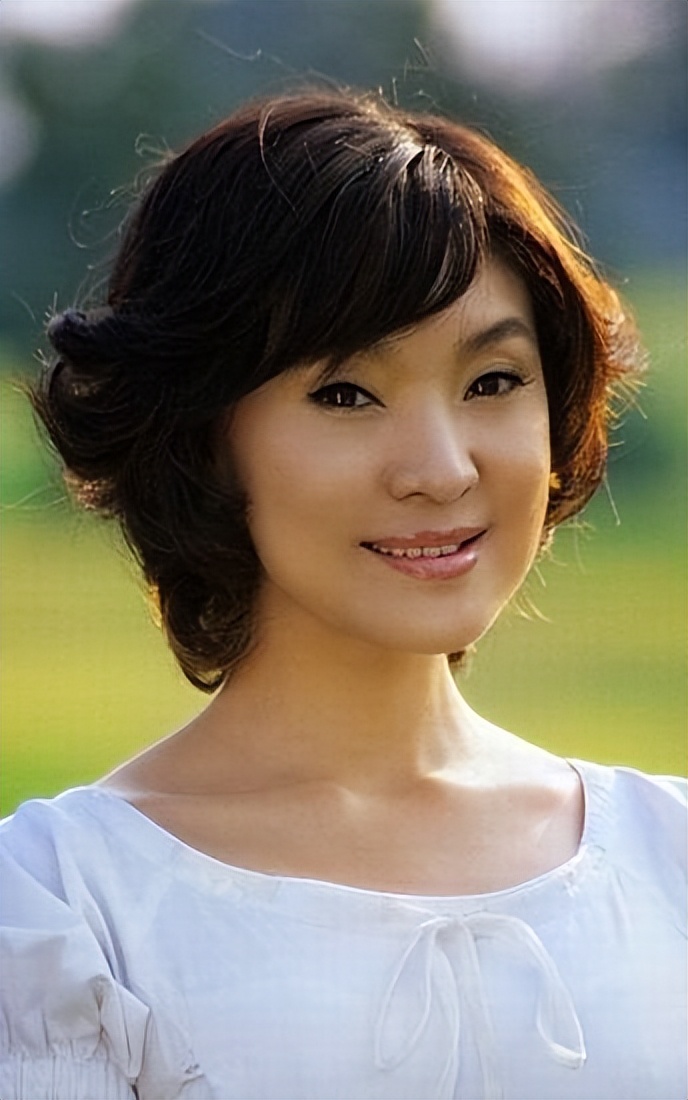 从红极一时到落魄的女星,从爆红到无人问津的歌手