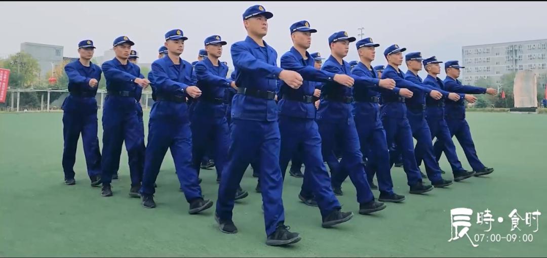 超燃最正常的小蓝攻略,超燃竞技小蓝攻略