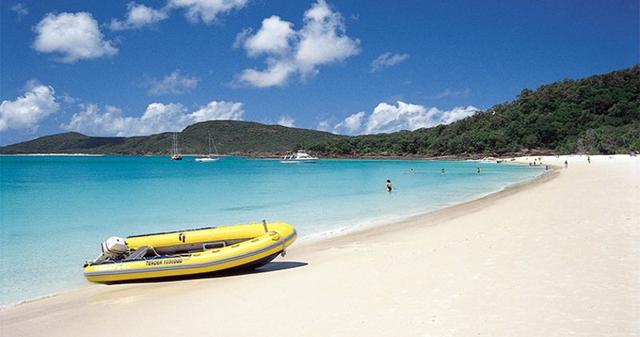 “国王富得流油，居民躺着分钱”，文莱究竟是一个怎样的国家？