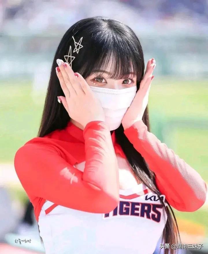 卡塔尔世界杯韩国足球宝贝李多惠,卡塔尔世界杯韩国啦啦队李多惠