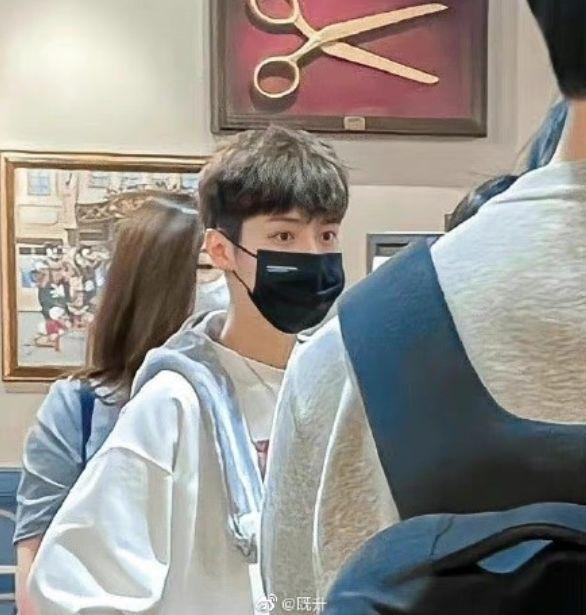 邓超和鹿晗现场,鹿晗邓超撒贝宁打篮球