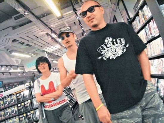 打卡圣地HMV营业了,从此香港多了一个地标