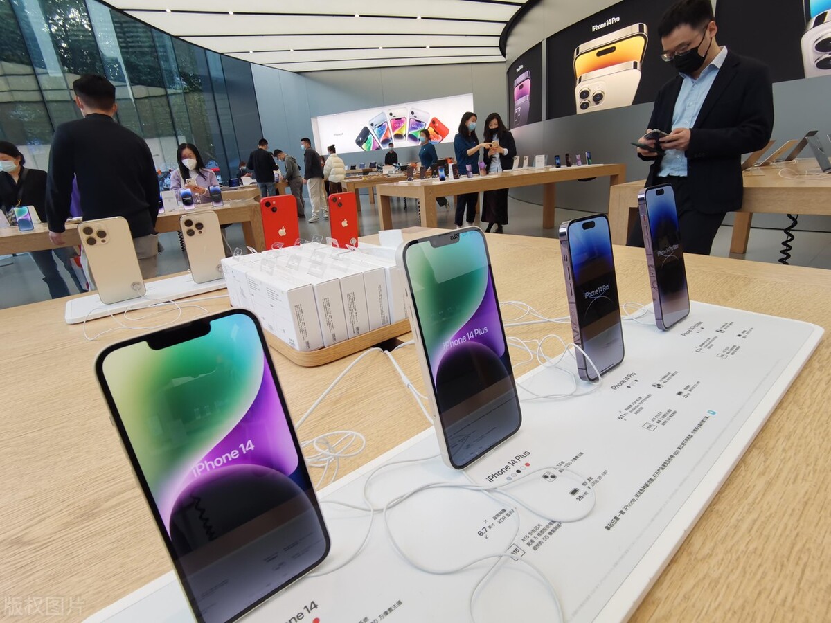 苹果和华为p60拍照效果哪个好,苹果14对比华为p60art拍照真实度