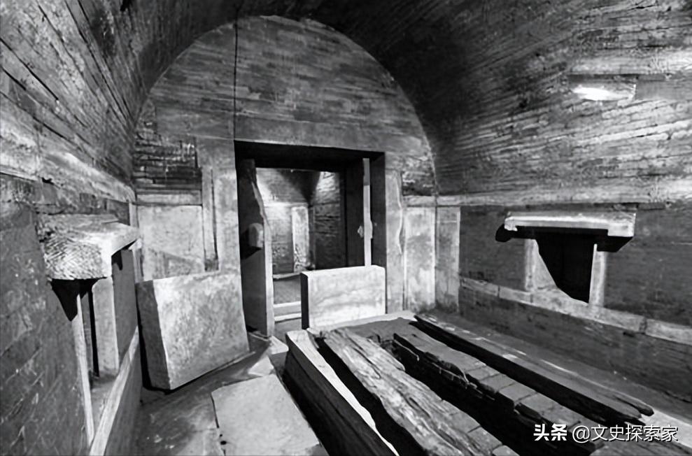 李莲英墓被打开完整视频,1966年李莲英墓被发掘