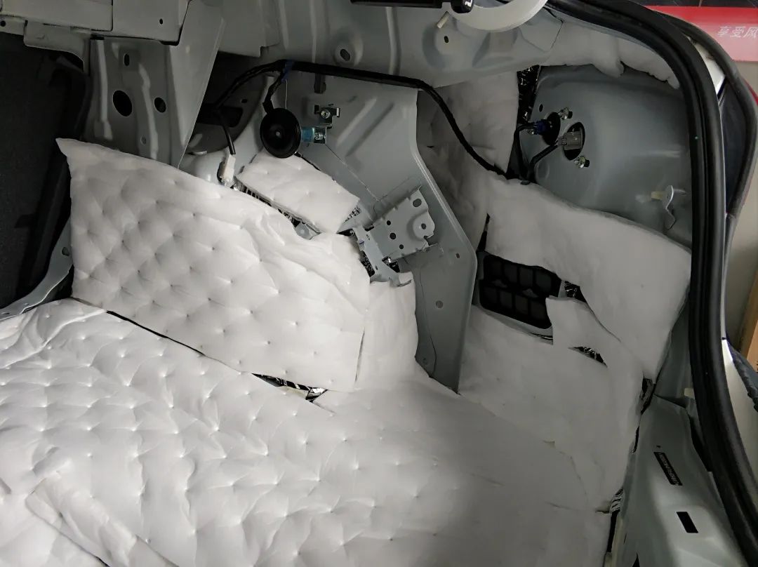 流连忘返，畅听所爱，马自达昂克赛拉升级德国喜力士F62C音响