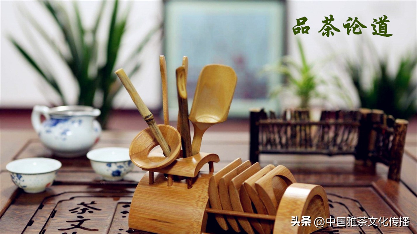 世事浮华岁月喧嚣,岁月如歌谁与共浮华若梦