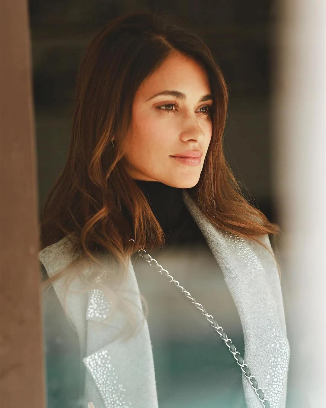 球星女友,足坛球星的神仙女友安东内拉