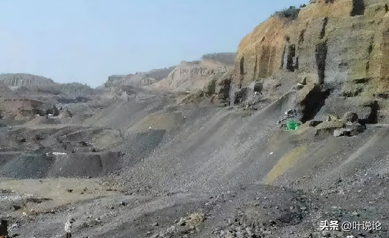 38岁丈夫因为欠下高额债务被打死,真实事件丈夫毒打妻子出门被杀