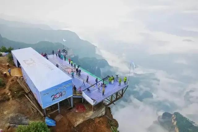 马上放暑假了，打算去哪里玩：昭通大山包