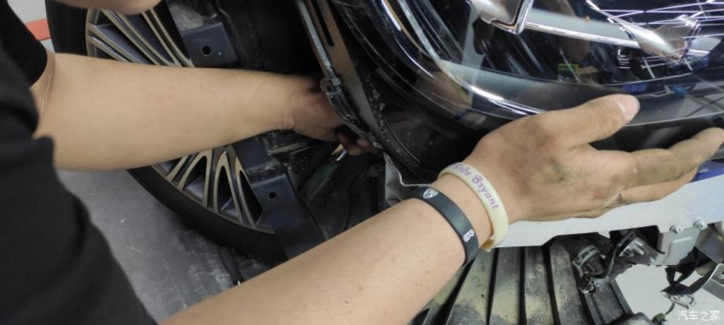 老款奔驰e升级几何大灯,奔驰e升级原车几何多光束大灯