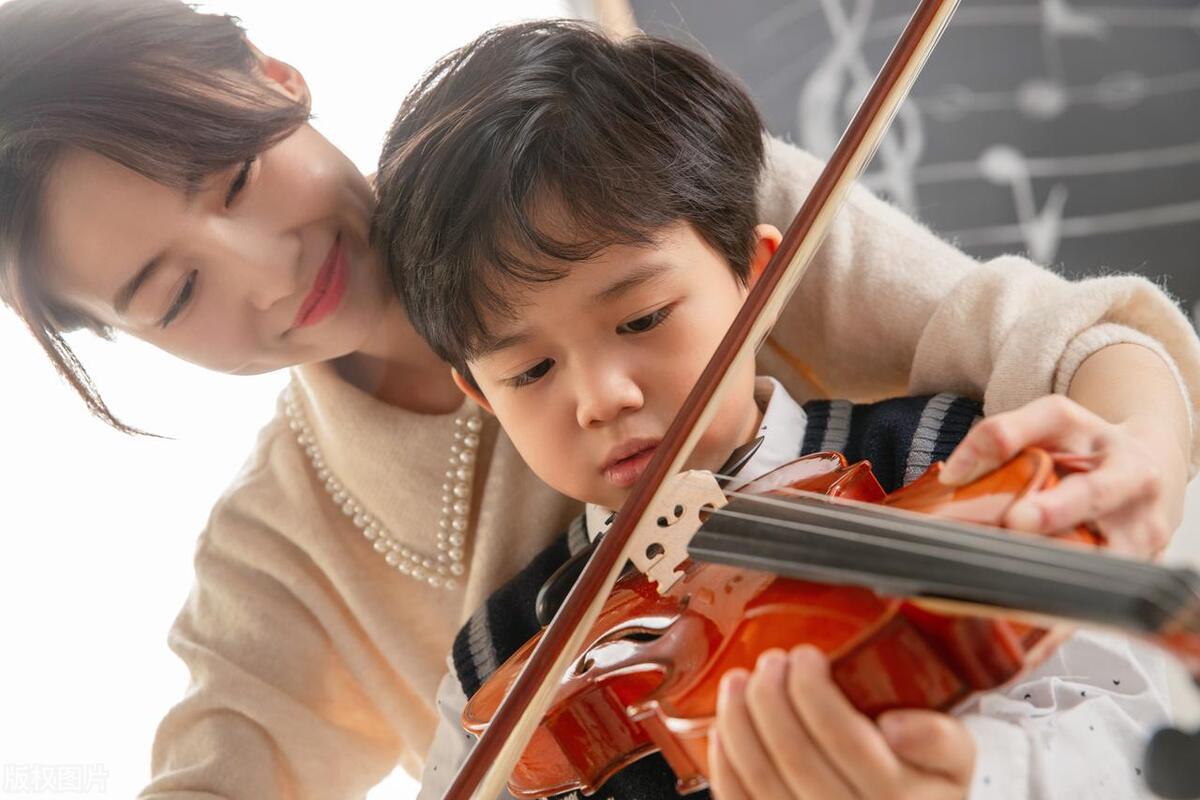 人生的生活要怎样才活明白,想要生活过得好就得时刻要思考