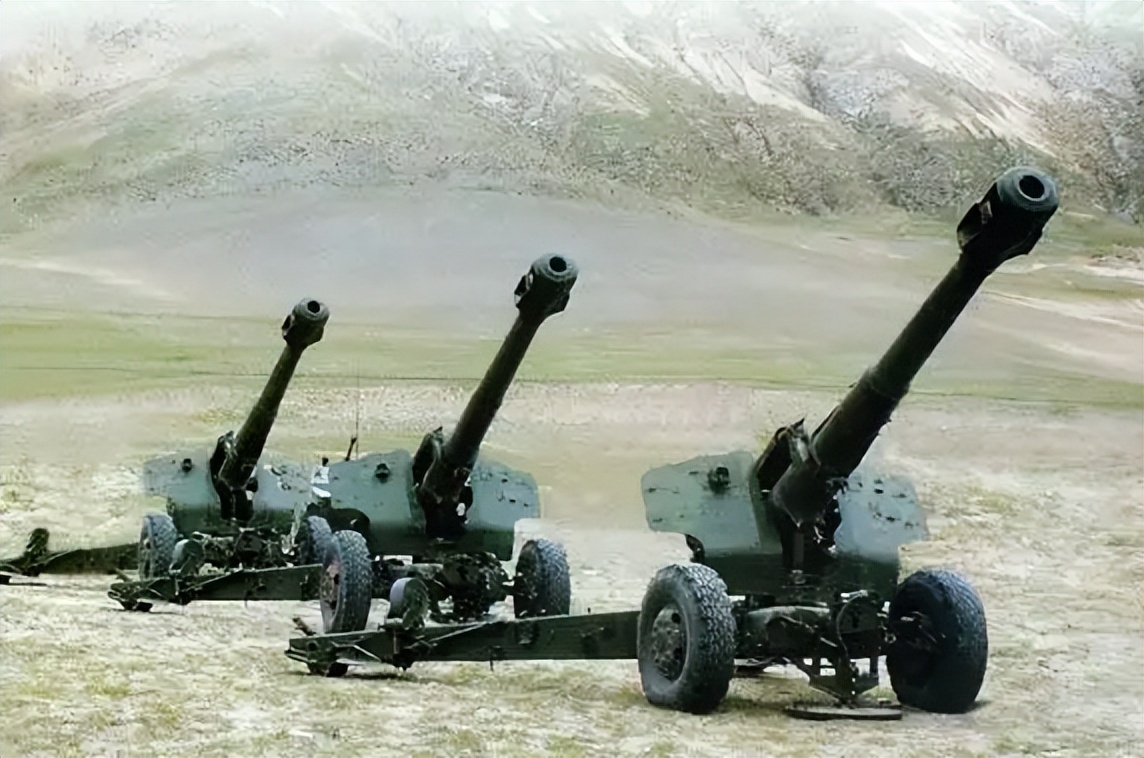 越南人看中国车载榴弹炮,中国车载榴弹炮