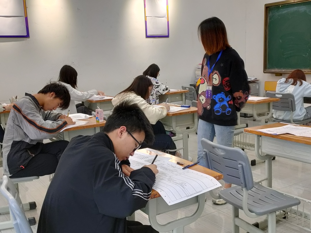 新高考填报志愿技巧避免滑档退档,报志愿滑档了怎么办