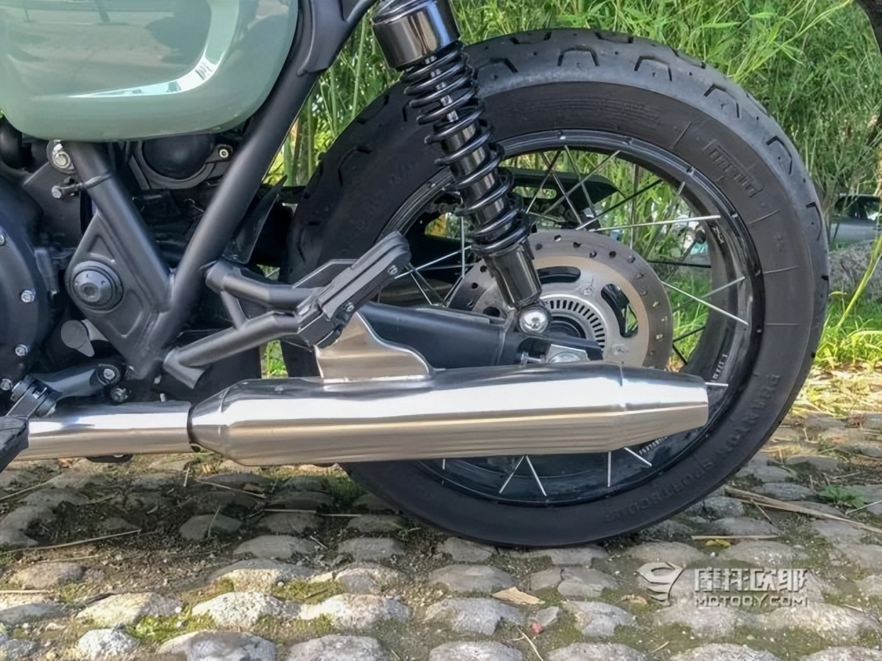 高金gk1200为什么没有凯旋的声浪,高金gk1200对比凯旋1200xe