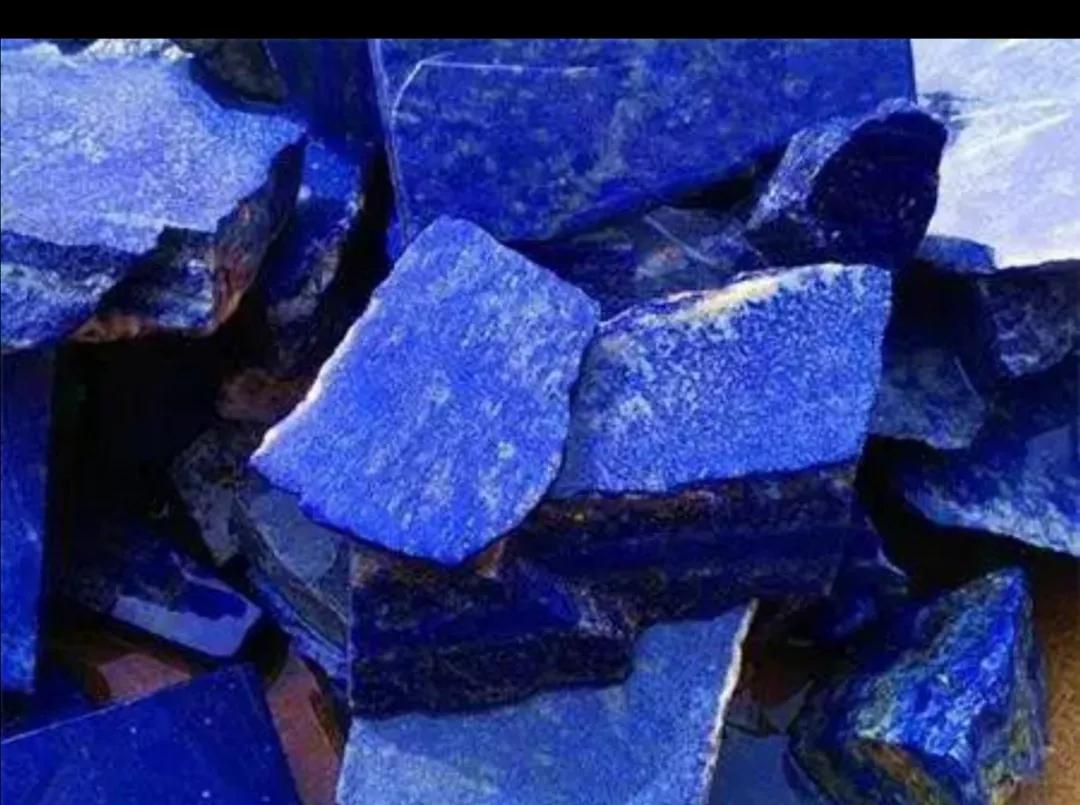 青金石分几种,你知道有哪几种泥吗