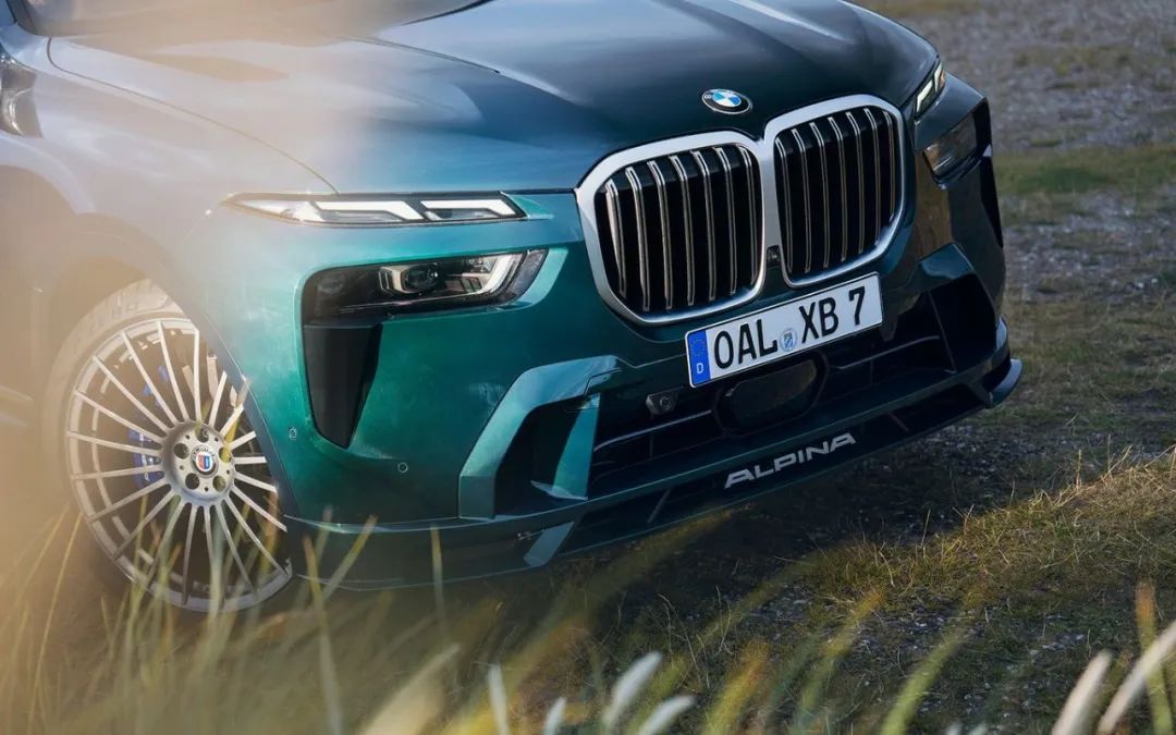 宝马阿尔宾娜1000多万,奔驰有巴博斯宝马有阿尔宾娜