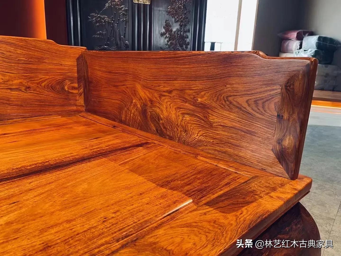 十八世纪黄花梨独板围子床图片,三围罗汉床黄花梨