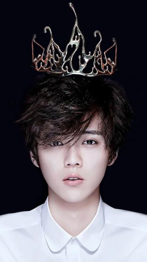 鹿晗30岁少年感,鹿晗帅气的外表下专一