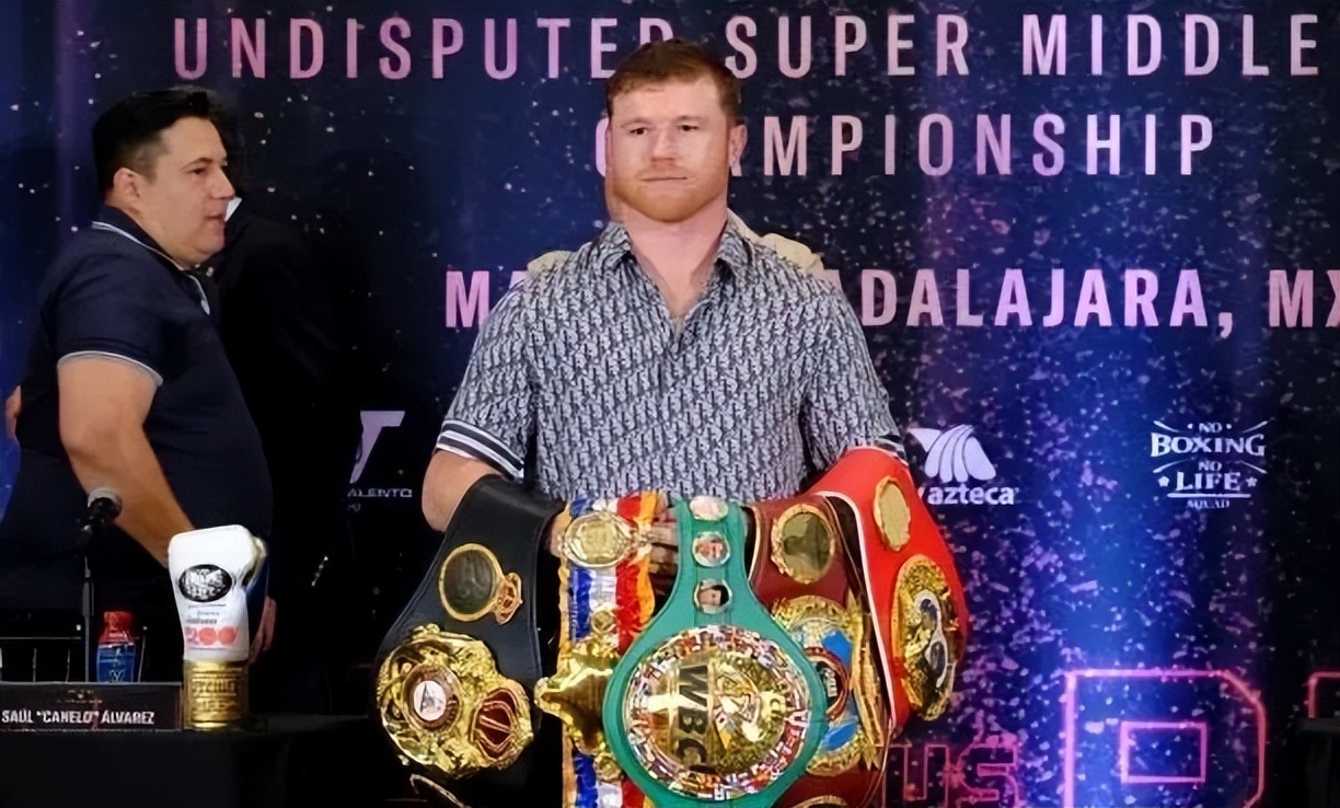 全球运动员收入排行榜：C罗第一,梅西c罗内马尔三人夺冠