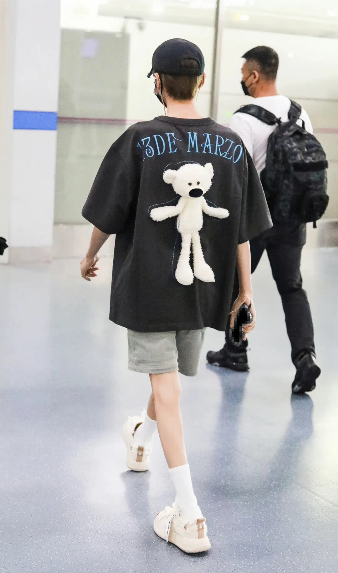 鐜板湪鐢峰＋閮界┛鍥涜鐭￥,鐜板湪娴佽鐨勭敺浜虹┛鐭￥