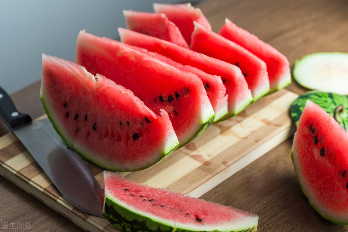 为何日元会大跌说明什么,日元大幅贬值创20年来最低纪录