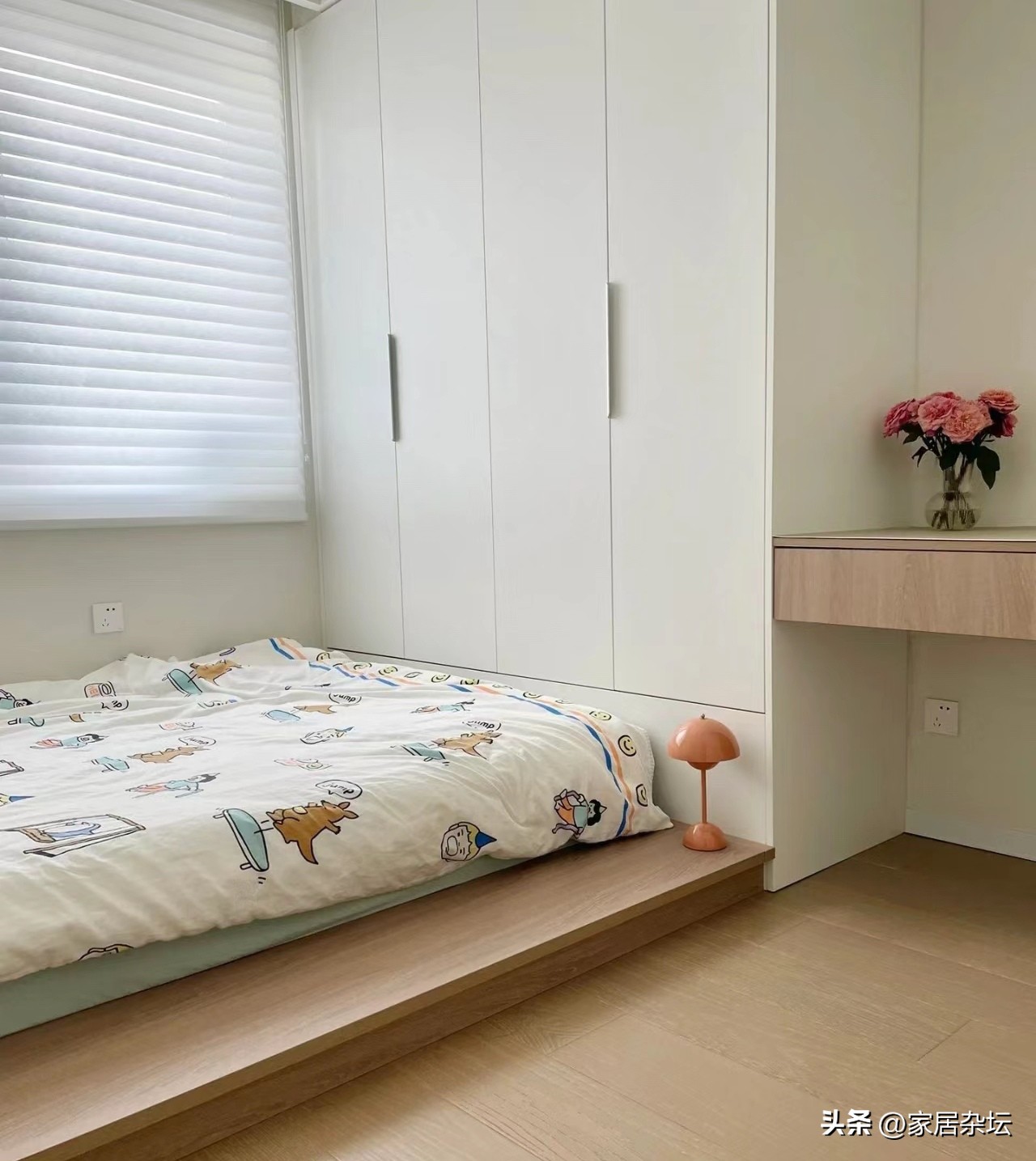 卧室小不能放床头柜怎么设计,卧室不做床如何设计好看