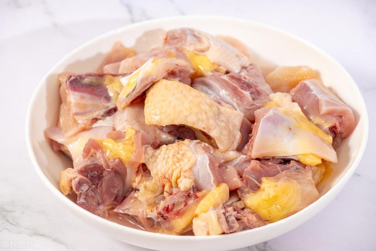 眼睛干涩模糊补充维生素哪种好,眼睛干涩模糊吃什么好