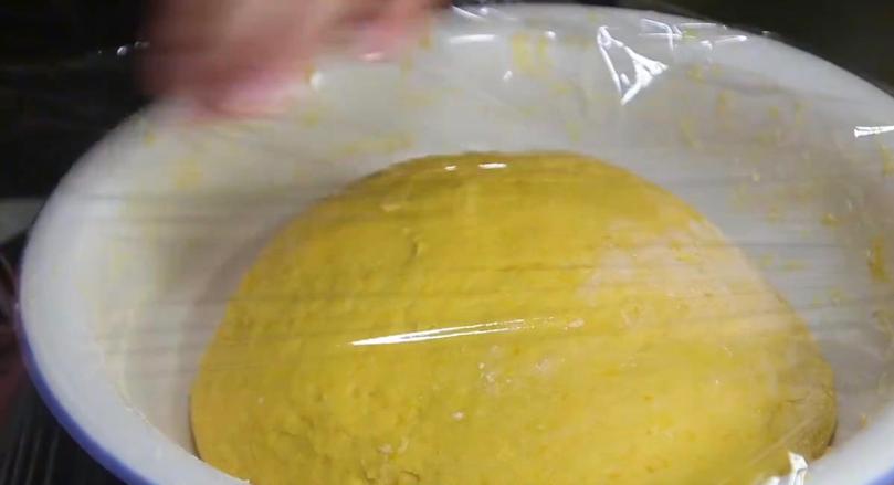 南瓜这样做香甜软糯大人孩子都爱,南瓜这样做孩子一次能吃3个