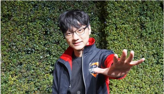 m姓辅助宝蓝,lpl进攻型辅助