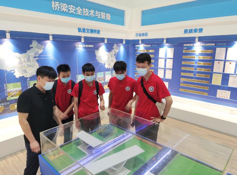 河南学子三下乡寻访红色足迹,河南理工大学三下乡尉氏