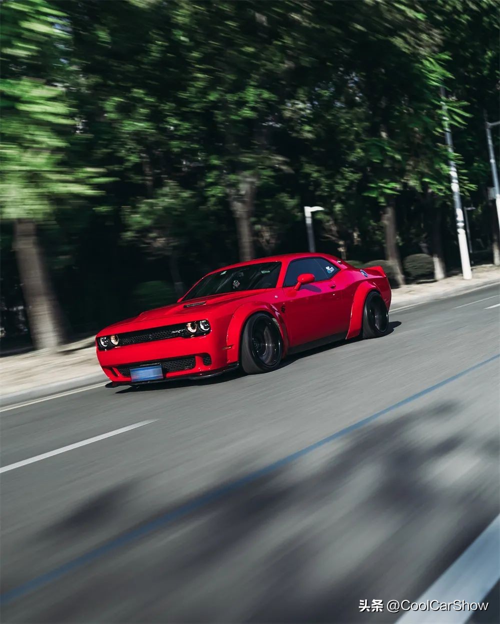 玩美式车,挑战者大宽体低趴