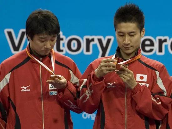 王皓直板巅峰时期视频,乒乓球员王皓年轻时