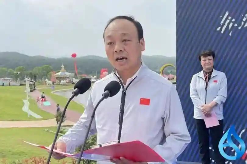 鎮夊凹濂ヨ繍鍐犲啗鏉庡,鎮夊凹濂ヨ繍璺戞鍐犲啗