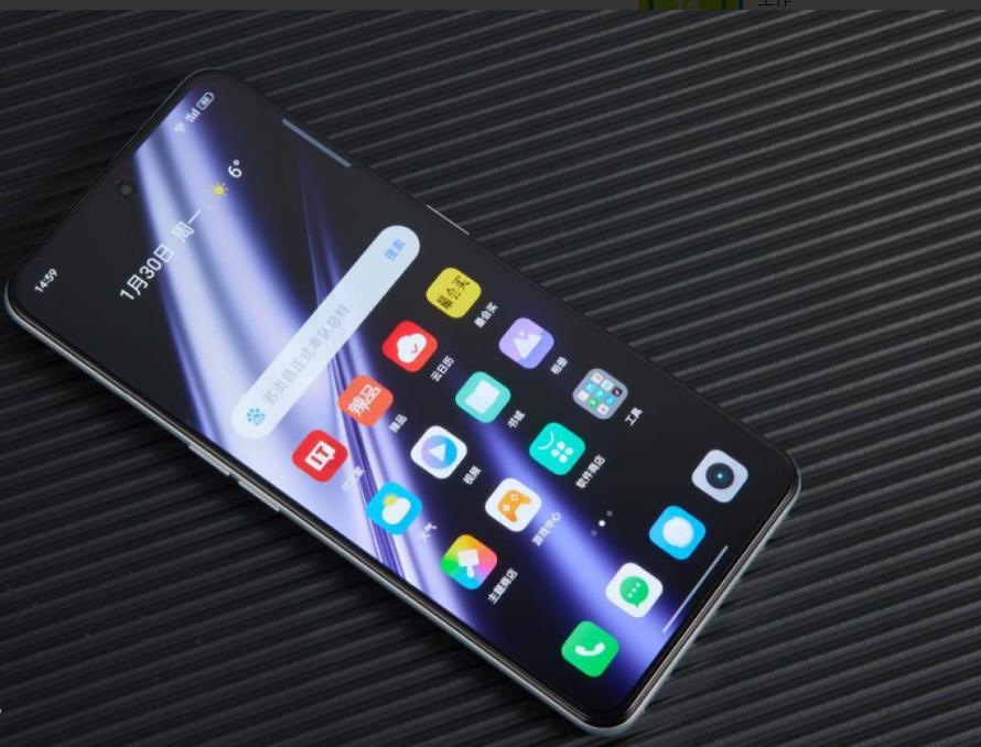 大空间高配置超值选择 (2022年换手机首选这3款运行速度快)