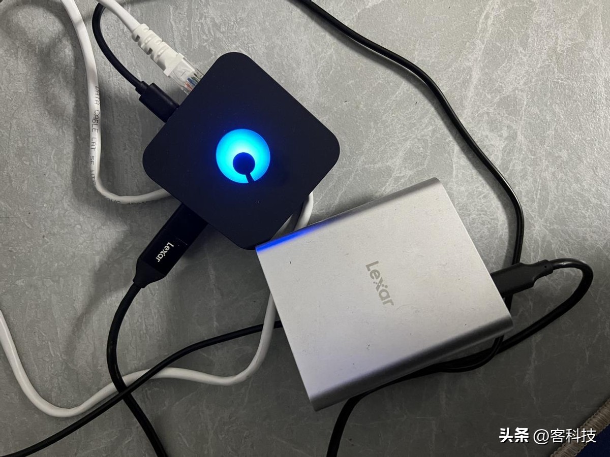 不到百元搞定全妆,蒲公英x1当nas速度如何