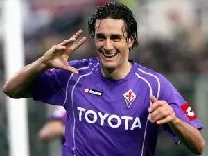 足球史上十位大器晚成的杰出球员,足球场上拉不倒的球员