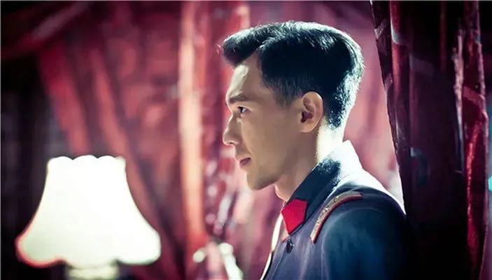 历史人物张学良少帅,少帅张学良这部片里的李雪健