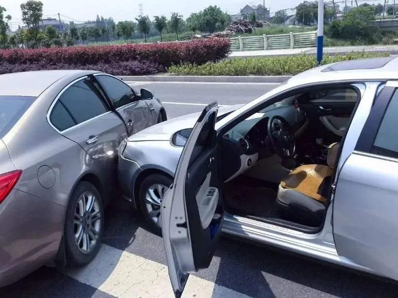 车险现场查勘步骤,车险查勘报告要点7条