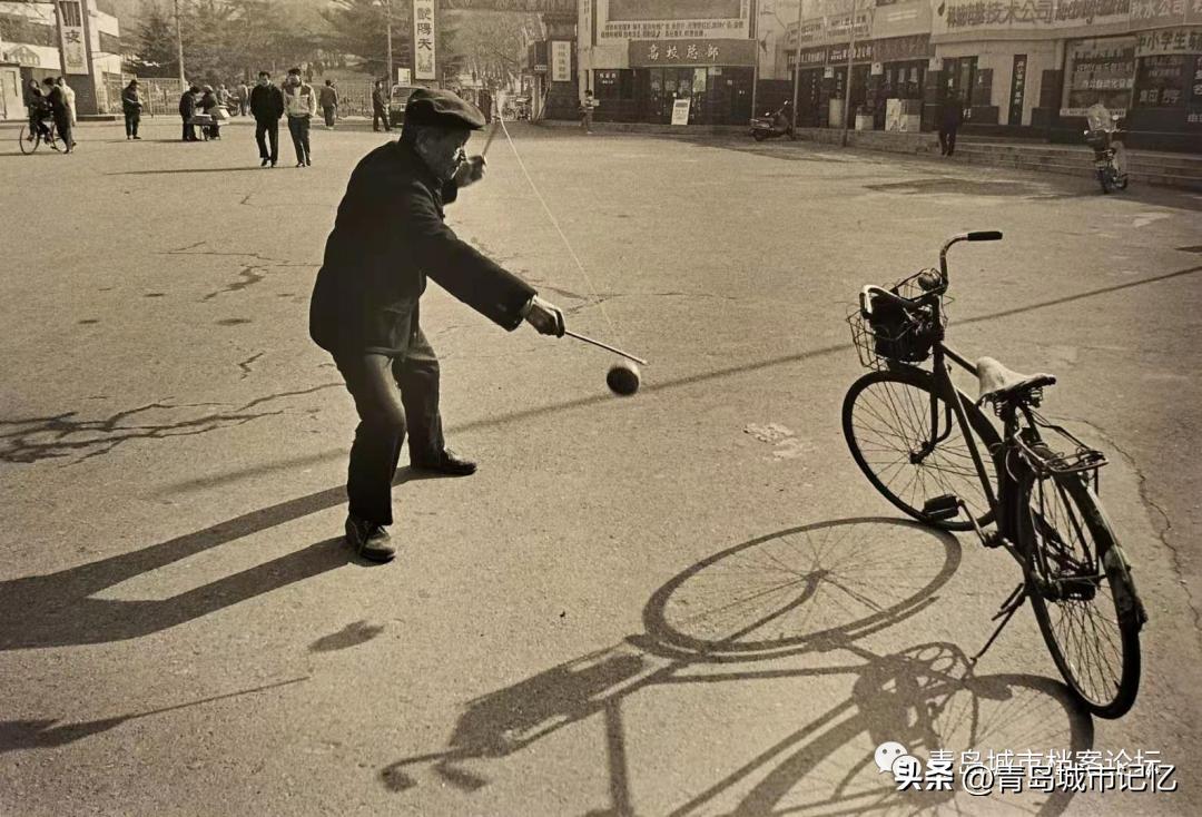 触景生情，想起了当年大庙山上的物资交流会