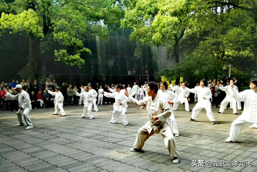 太极锻炼腿部力量的方法,打太极如何提高腿部力量