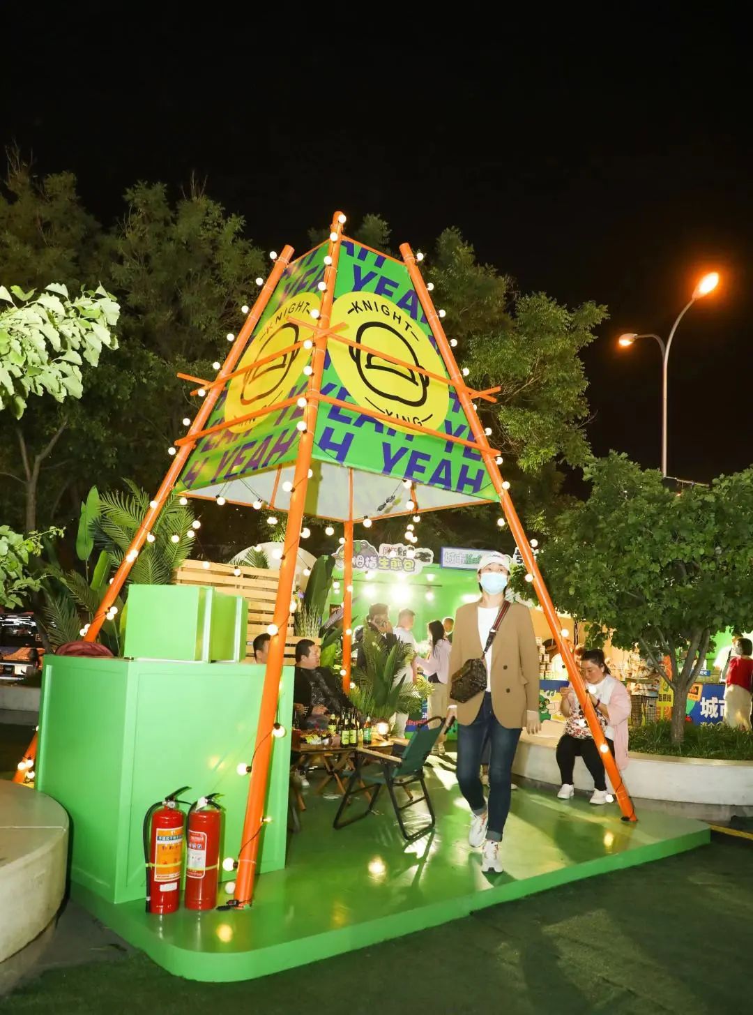 凌晨2点打车还要排队？北京夜经济“燃”起来了