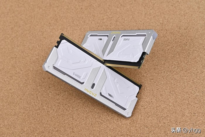 拆解华擎b760m,华擎b760m配合显卡