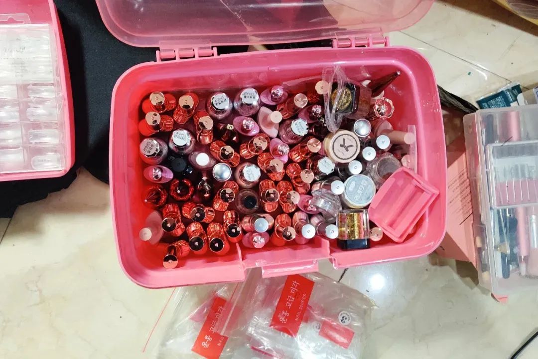 女店员16个月盗走店里530多万后续,女店员16个月盗走店里530多万