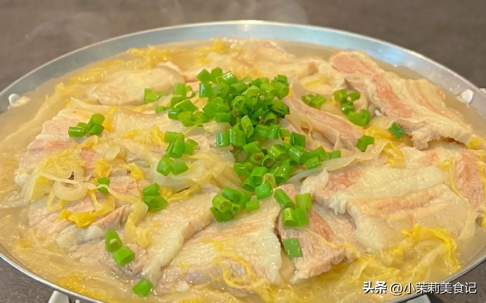 腌酸菜多加这1步酸爽又香脆,腌酸菜怎么腌才能放一年都不坏