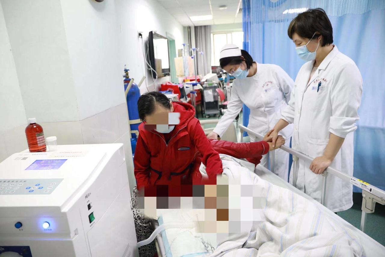 老人肾衰竭多危险,老人严重肾衰竭症状