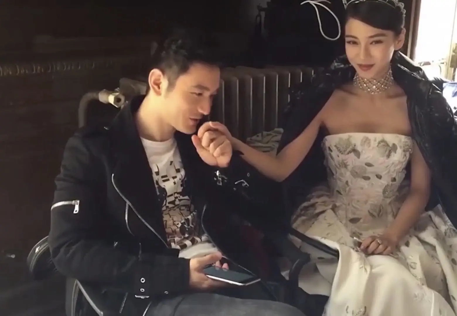 有种“整容”叫黄晓明离婚，前妻杨颖变化不大，他却像换个人