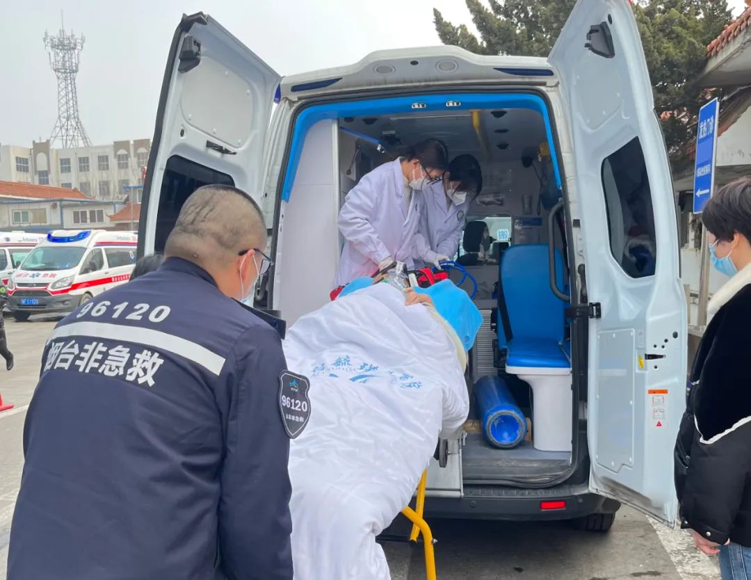 出院救护车联系方式,转院叫120要如何预约