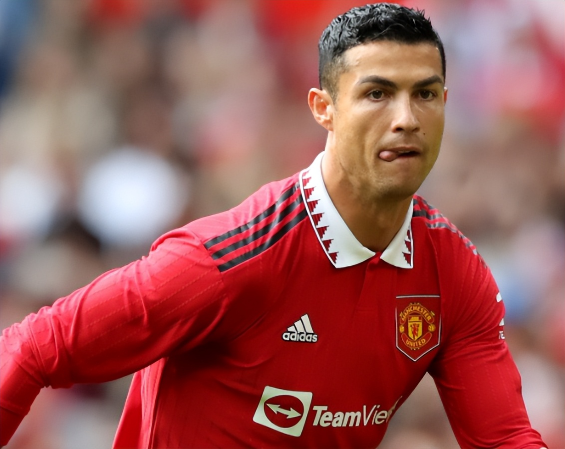 克里斯蒂亚诺罗纳尔多离开卡塔尔,克里斯蒂亚诺罗纳尔多加盟曼联