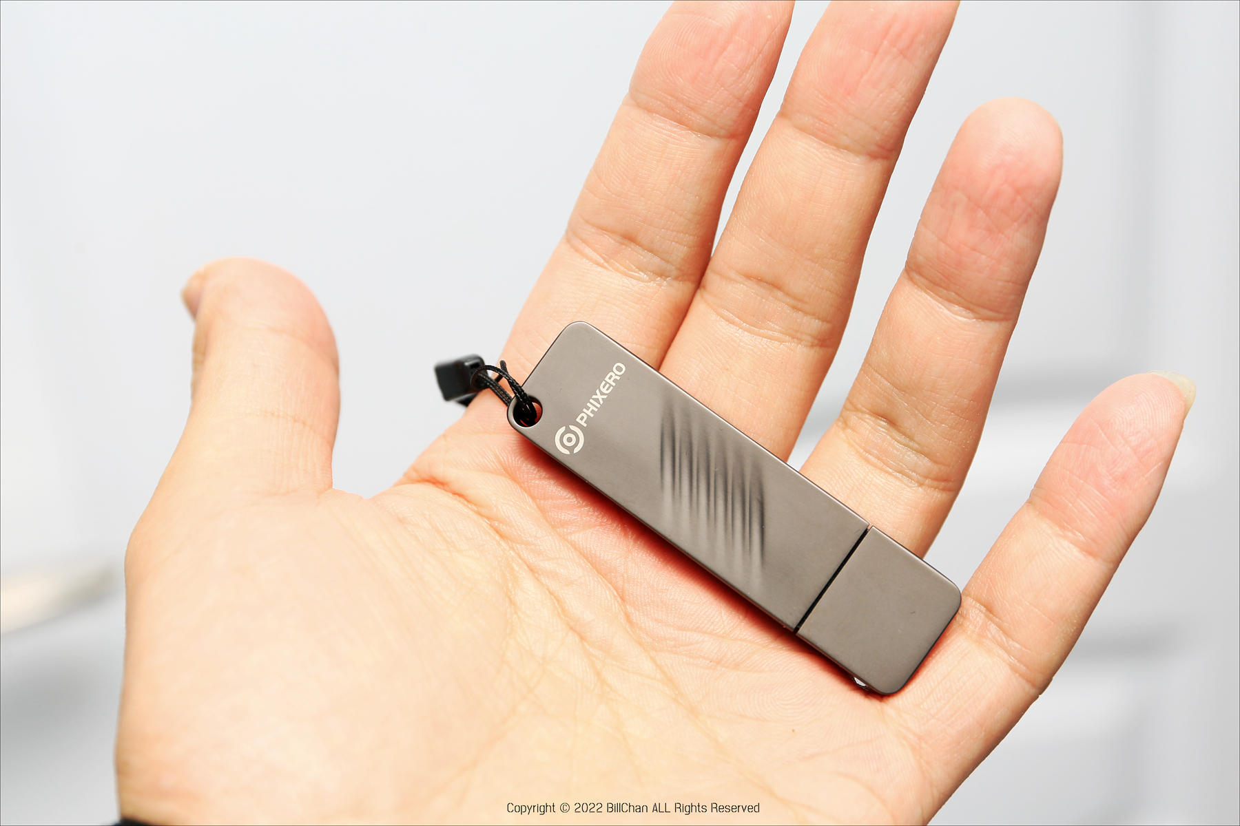 把一块“SSD”塞进“U盘”中是怎样的体验？斐数F18高速U盘评测