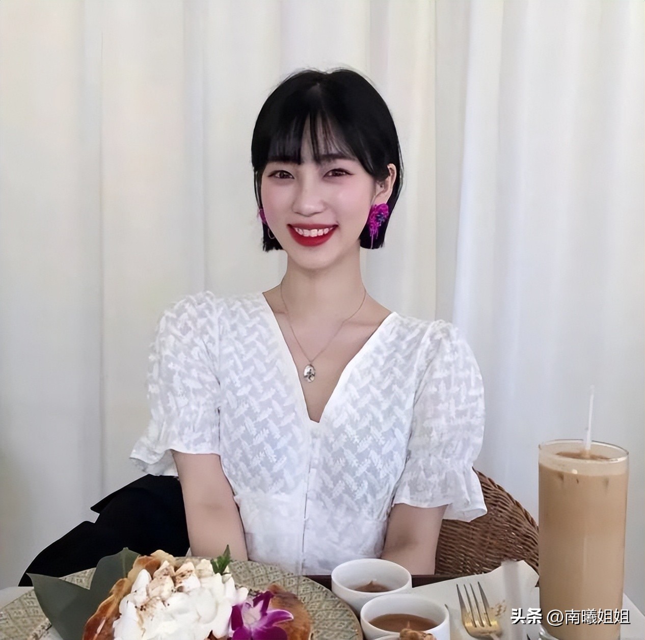 适合四十岁女人好打理的减龄短发,今年最流行的中年妇女短发型